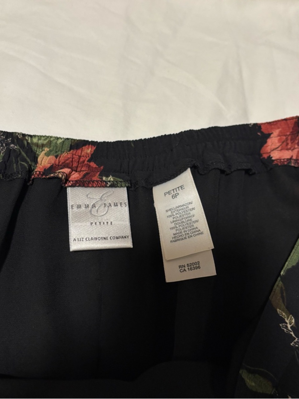 Liz Claiborne Emma James Black Floral Skirt - Picture 3 of 3